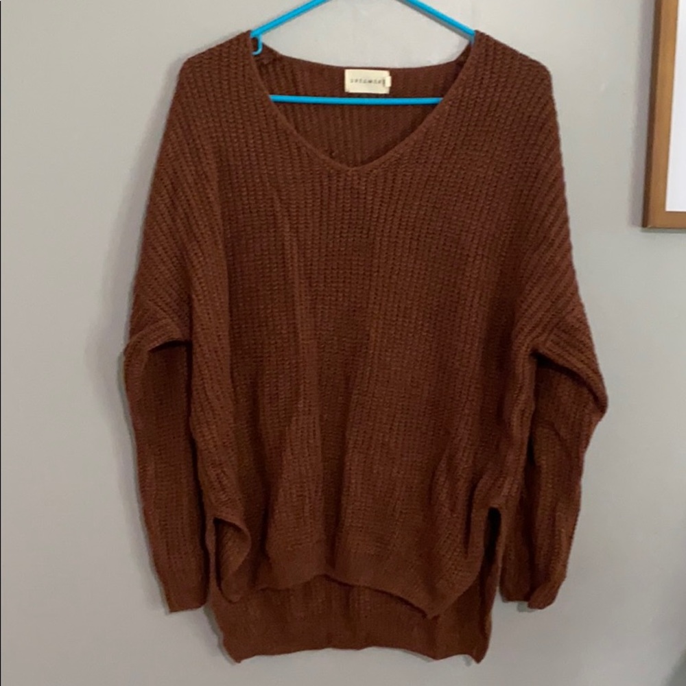 NWOT OVERSIZED VNECK SWEATER
